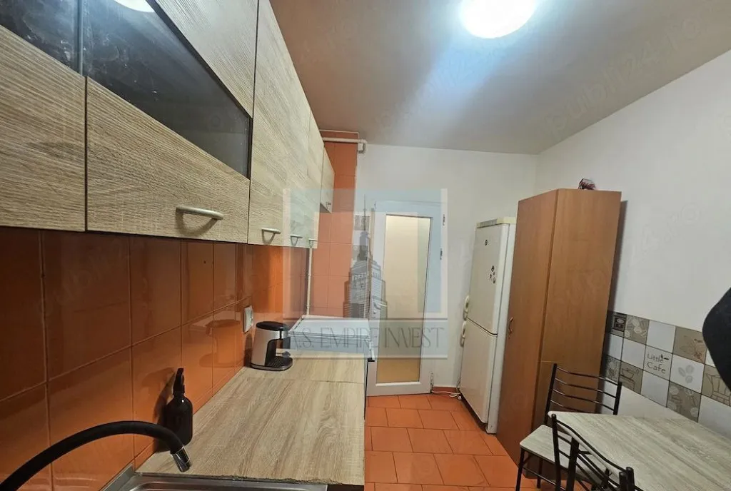 Apartament 3 camere mobilat/utilat zona Astra