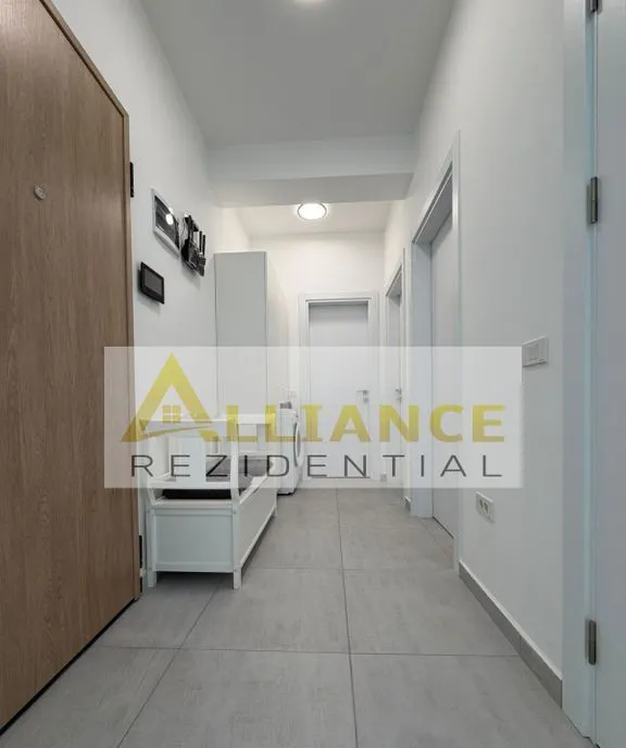 Apartament 3 camere cu 2 parcari incluse 130 000 euro