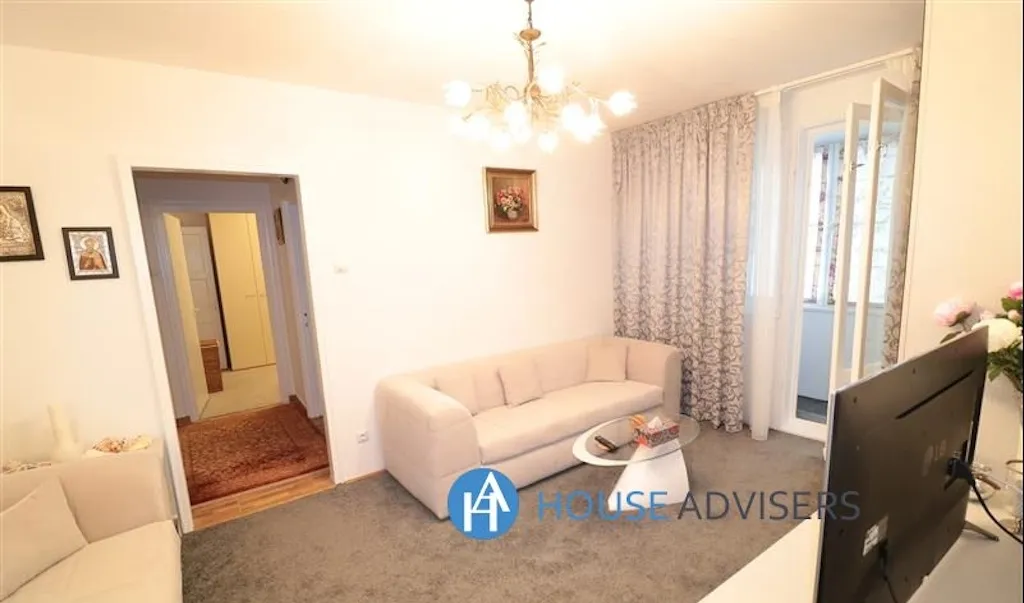 1 Mai vanzare apartament 3 camere