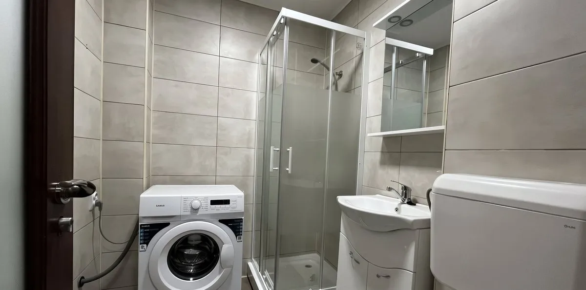 Prima inchiriere renovat si utilat nou 10 min Metrou Jiului