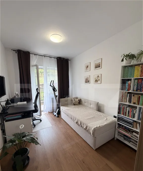 Apartament 3 camere 62 20 mp zona Sesul de sus