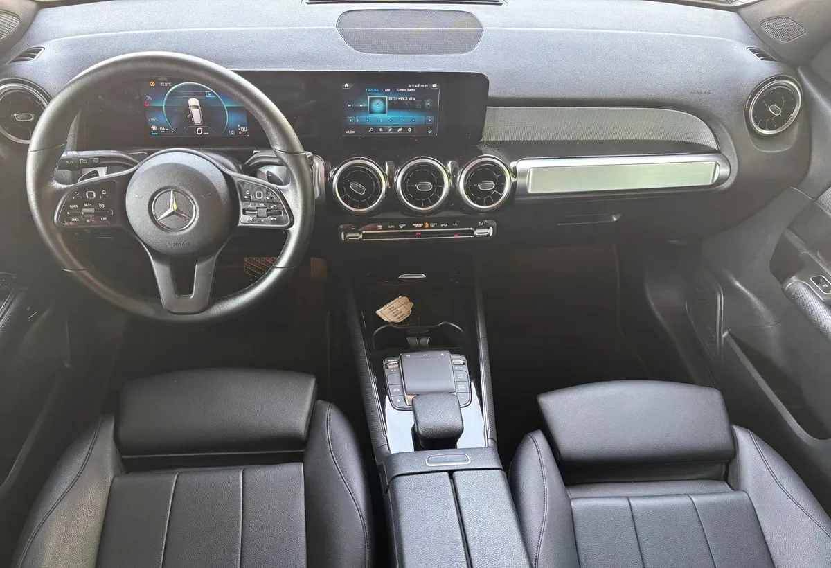 Mercedes Benz