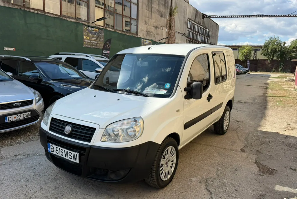 Fiat Doblo 2010 bull 1 3 Multijet Turbo bull 5 locuri marfa bull AC bull 164 000 km 2 950 eur