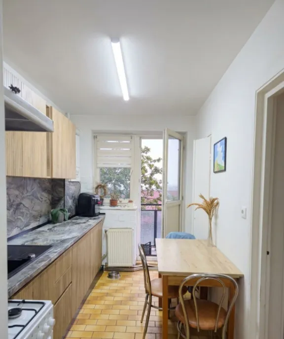 Apartament 3 camere 65 mp 12 mp balcoane zona Gheorgheni