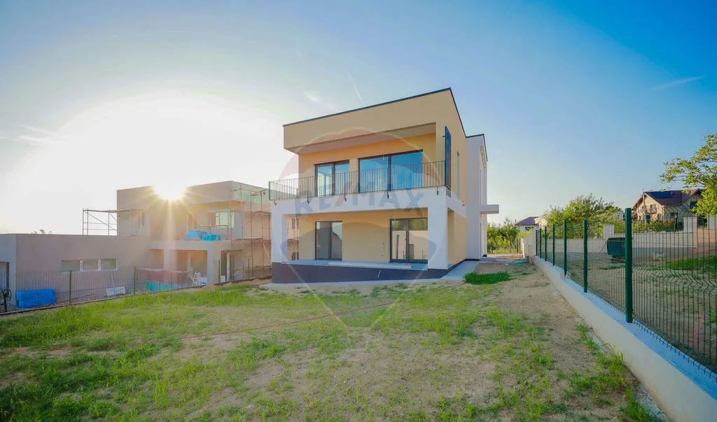 Casa noua de vanzare Oradea Dealuri P E teren 575 mp