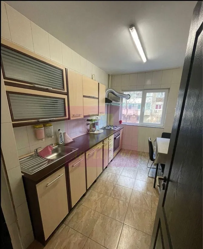 Apartament 3 camere / Sos Panduri
