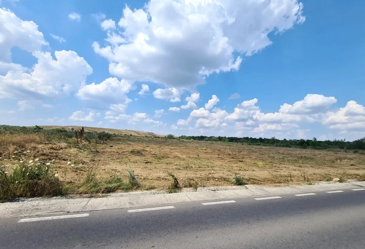 Giulesti Chiajna Drumul la Chiajna nr 34 teren intravilan 1000 mp