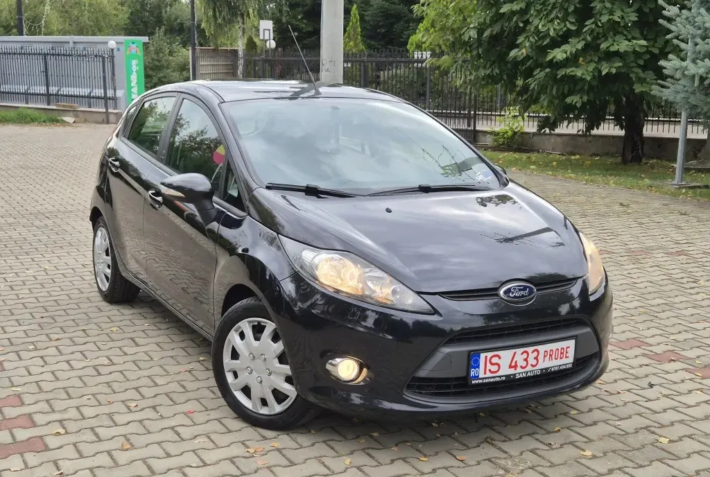 Ford Fiesta 2012 1 25 82 CP euro 5 / RATE fara avans 3 490 eur
