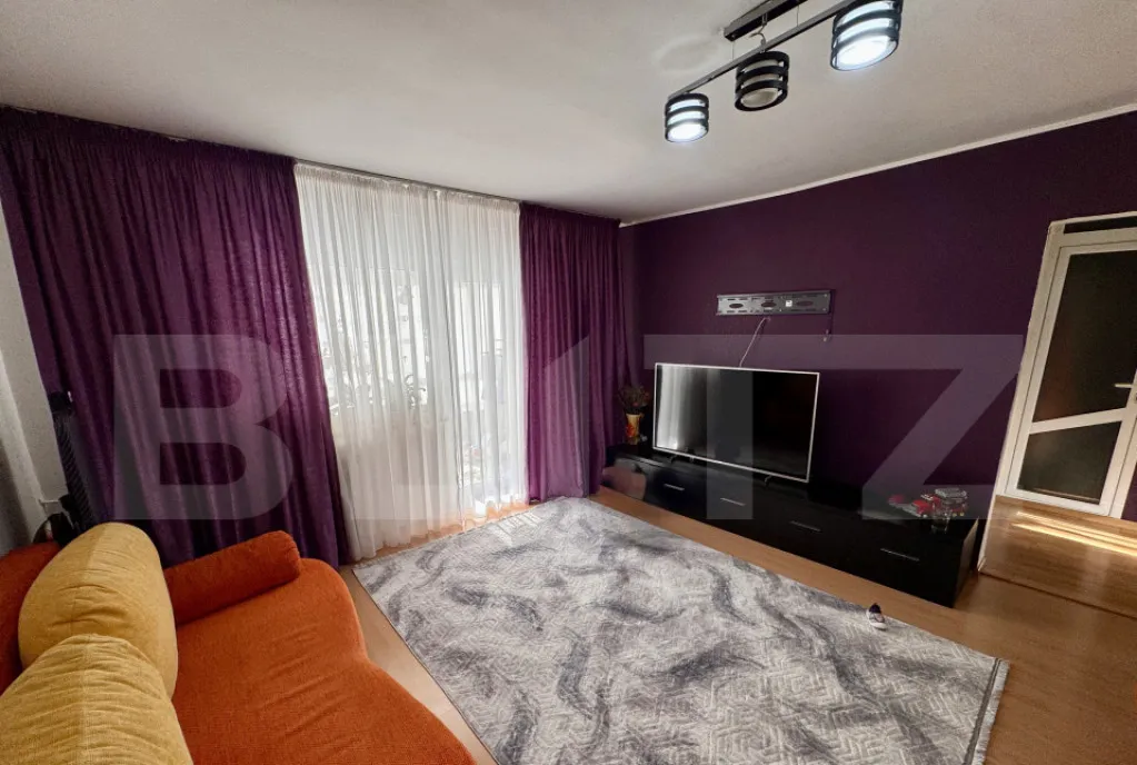 Apartament 2 camere semidecomandat Cartier Rovine zona Pen