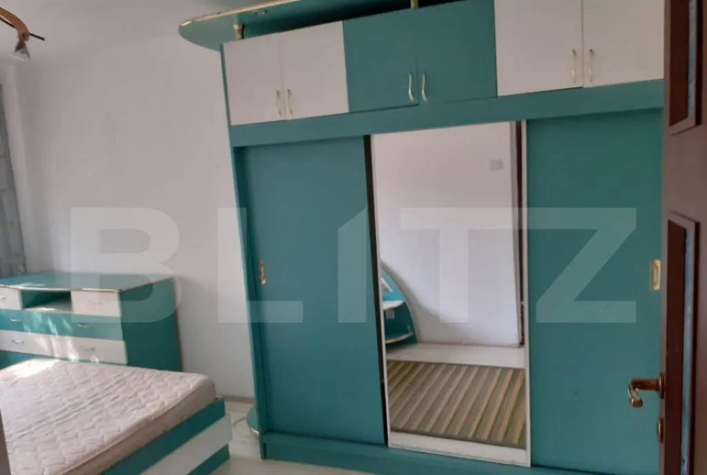 Apartament 2 camere 52 mp zona Tractorul