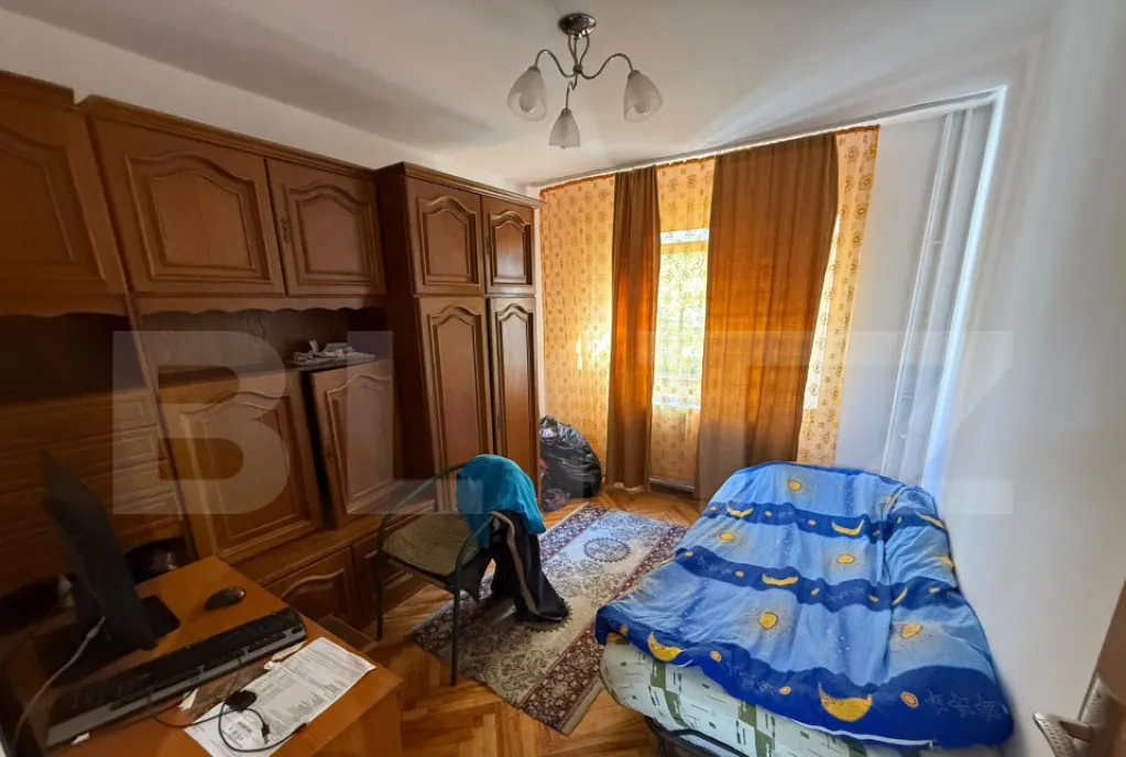 Apartament 3 camere 65 mp zona Centru