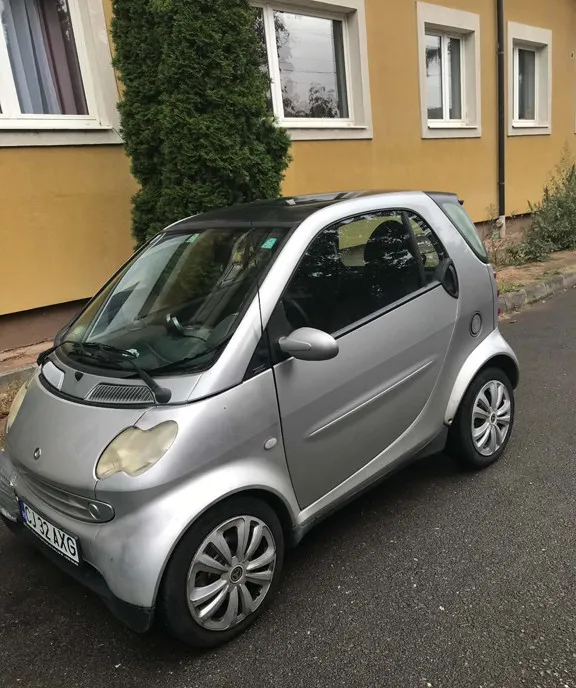 Smart Fortwo 0 7 benzina 4 500 lei