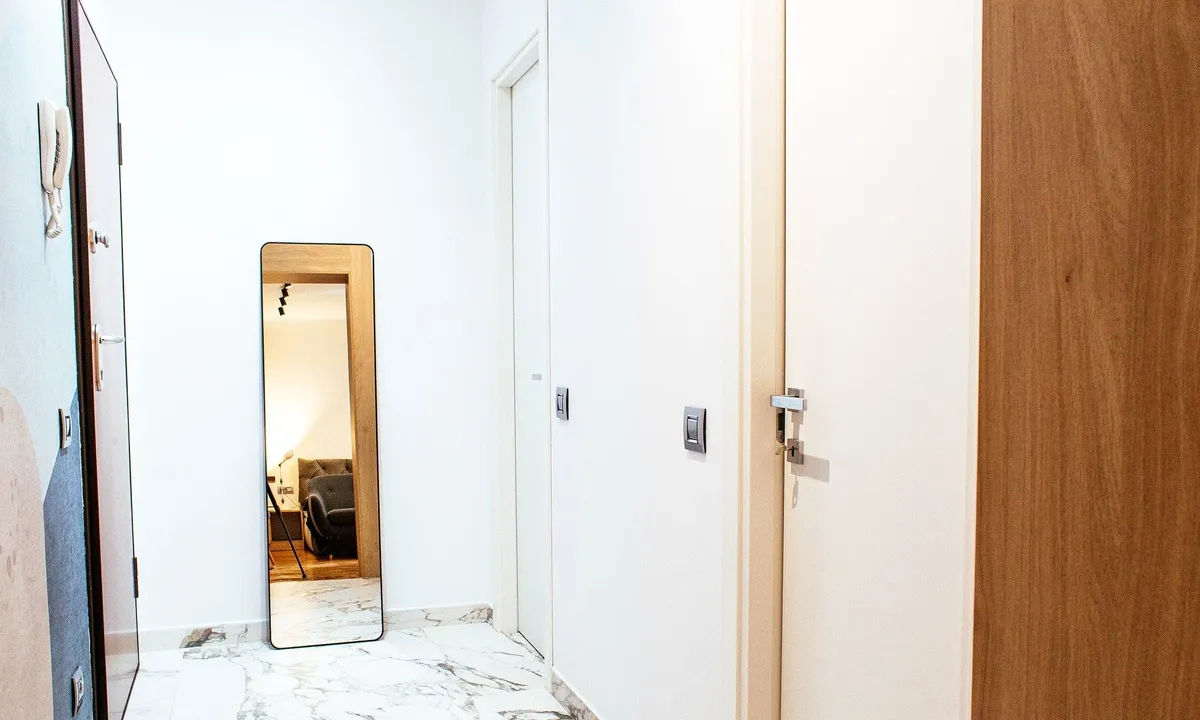 Ana Davila Palatul Cotroceni Eroilor garsoniera renovata 2024