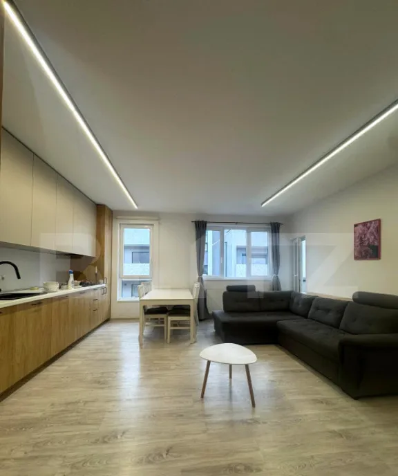 Apartament 3 camere 75 25 mp zona Sub Cetate