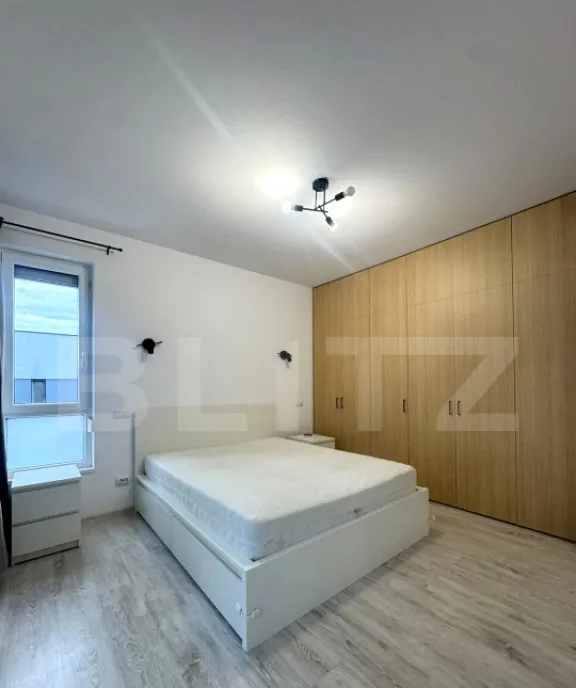Apartament 3 camere 75 25 mp zona Sub Cetate