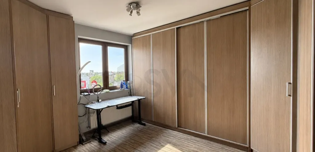 Apartament modern de 3 camere I boxa si loc de parcare subteran I Calea Calarasilor