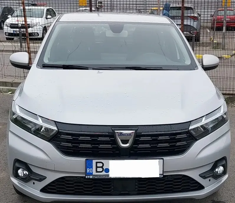 Dacia Logan 10 500 eur
