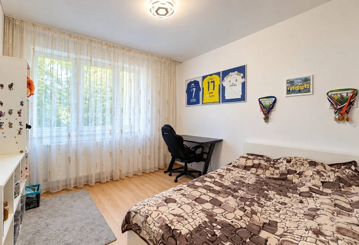 Apartament 2 camere 1 Decembrie Sector 3 Iris Mall