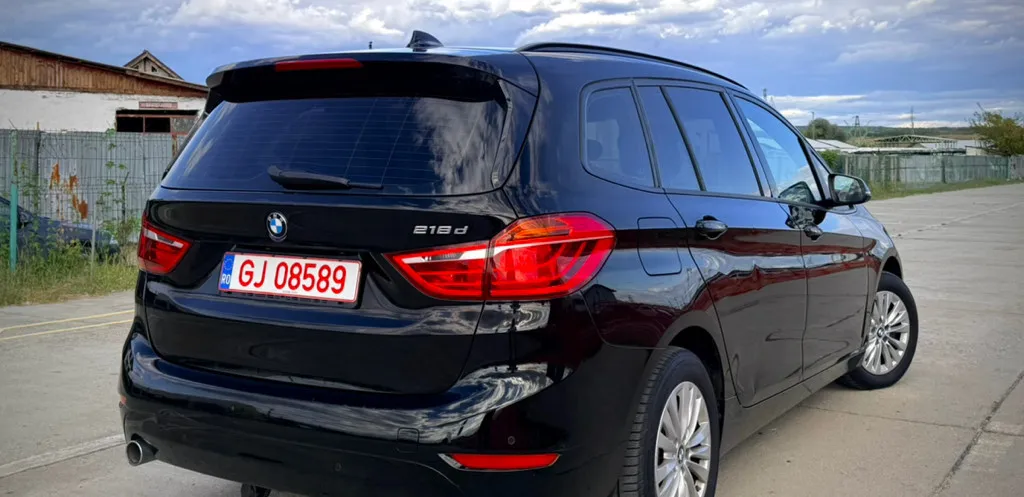 BMW 218d Gran Tourer 2 0 150cp euro 6 tractiune fata 6 990 lei