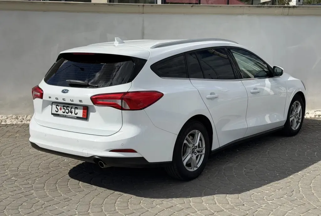 Ford focus mk4 an 2019 7 999 eur