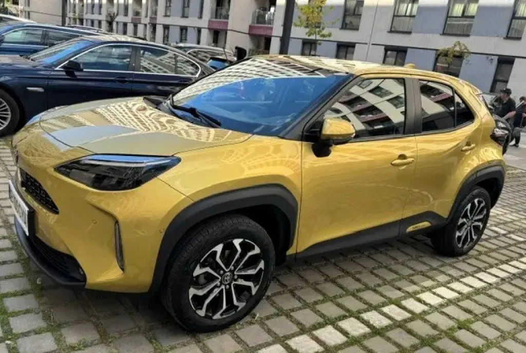 Toyota Yaris Cross Hybrid Exclusive Elegant Unic proprietar 60 000 km 21 900 eur