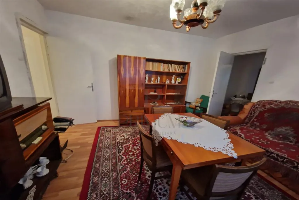 Girocului 3 camere etaj 3 centrala proprie clima