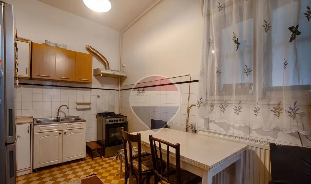 Vanzare apartament Brasov Centrul Istoric Str Apollonia Hirscher