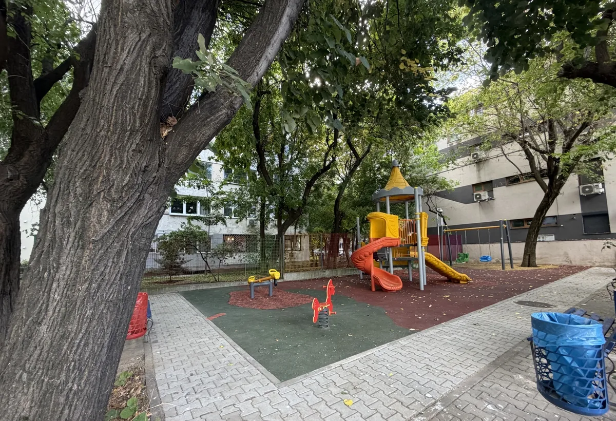 Soseaua Oltenitei apartament renovat si mobilat nou prima inchiriere langa metrou si Sun Plaza