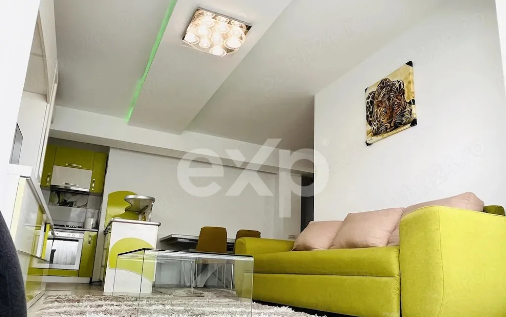 De vanzare apartament 3 camere 70mp zona City Park Mall