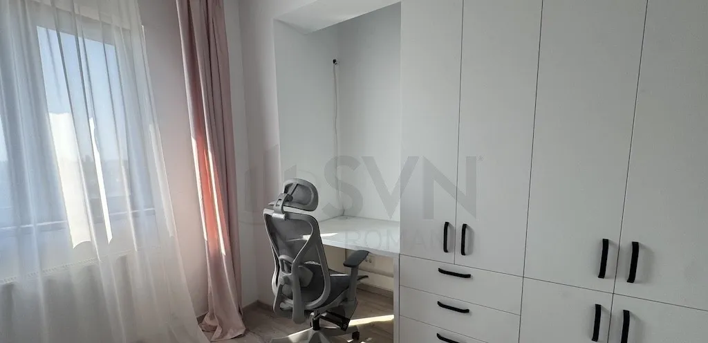 Complex securizat 3CAMERE parcare inclusa