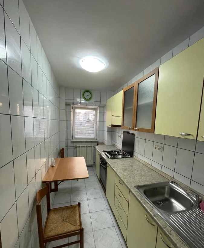 Muncii pasaj Decebal etj 3/8