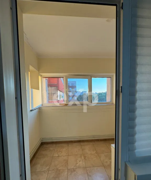 Apartament 3 camere de inchiriat - Teiul Doamnei