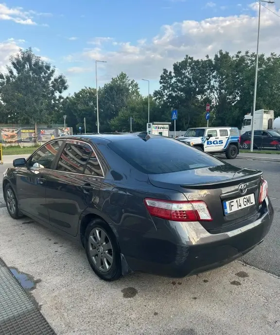 Toyota Camry Hybrid 2 4 Electric 2007 Sedan 2 100 eur
