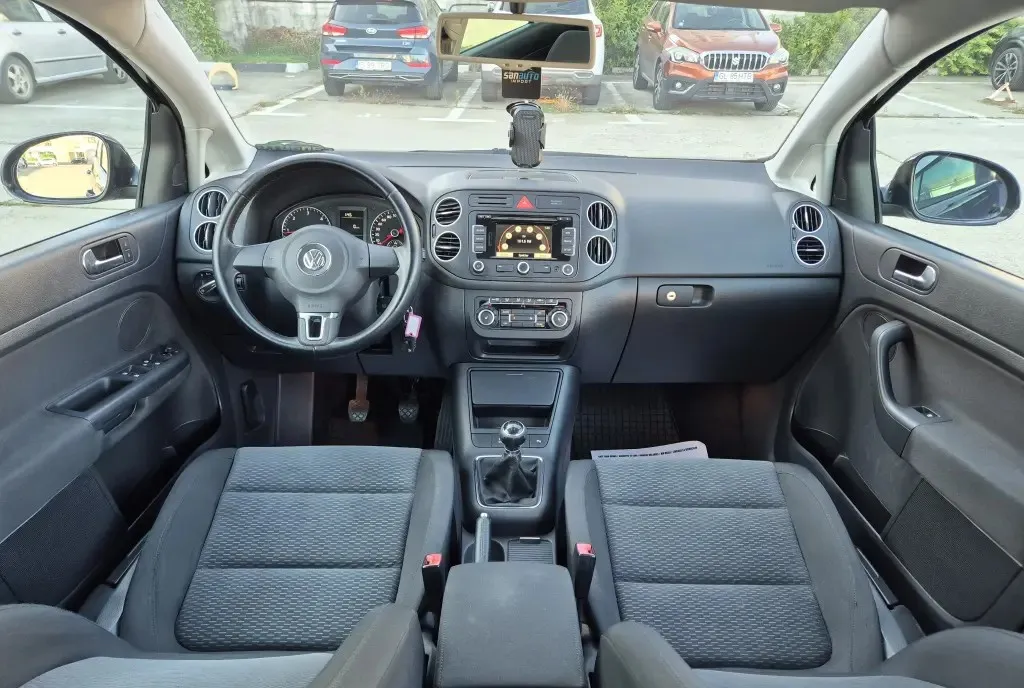 VW Golf Plus 2010 1 6 TDI 105 CP euro 5 / RATE fara avans 4 490 eur
