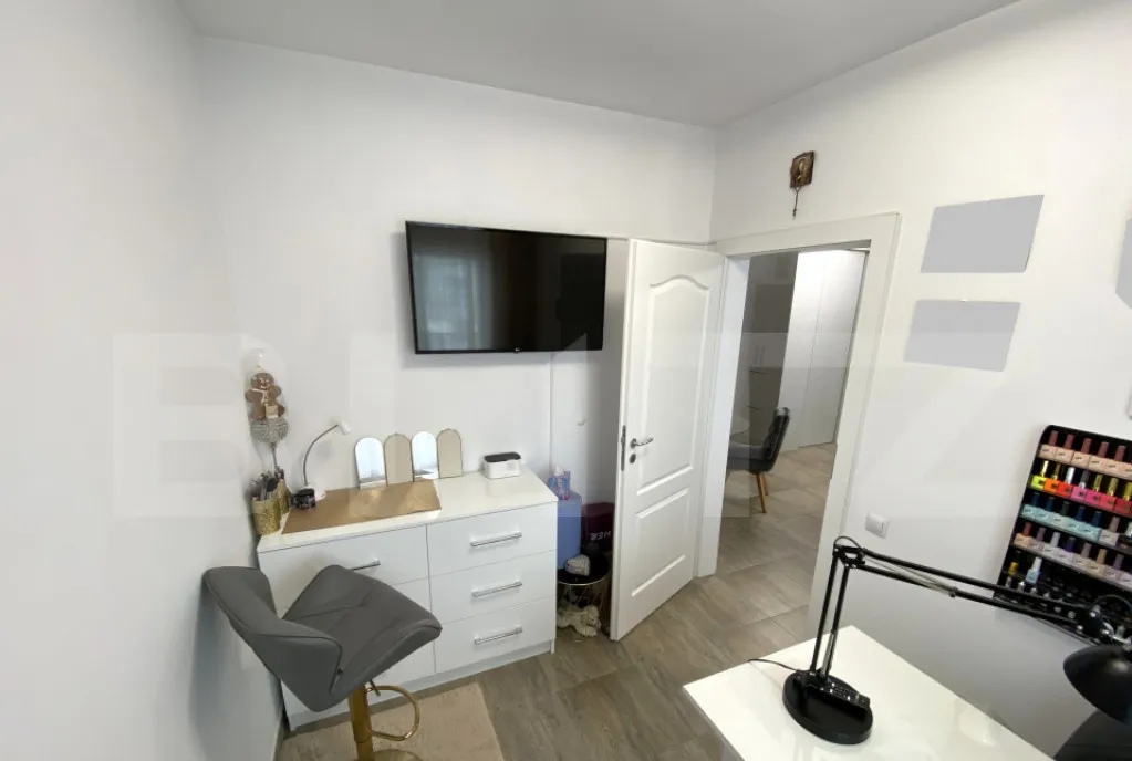 Apartament la cheie 3 camere 55 mp 17 mp terasa zona Me