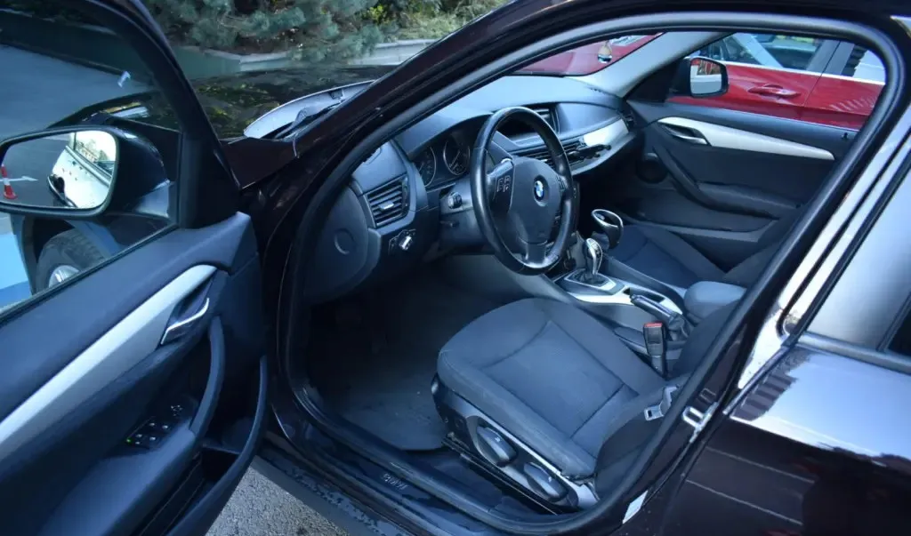 BMW X1 Automat icirc ntretinut 2 0 bull 116 CP bull ZF 8HP bull Euro 5 bull 240 000 km 7 990 eur