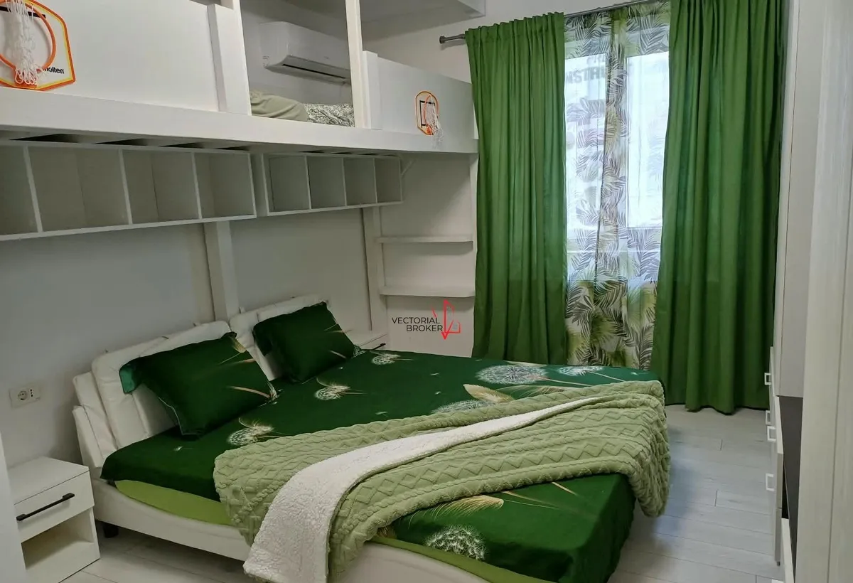 Ansamblul sam Residence apartament 2 camere curte 50 mp ideal pentru o familie cu copii