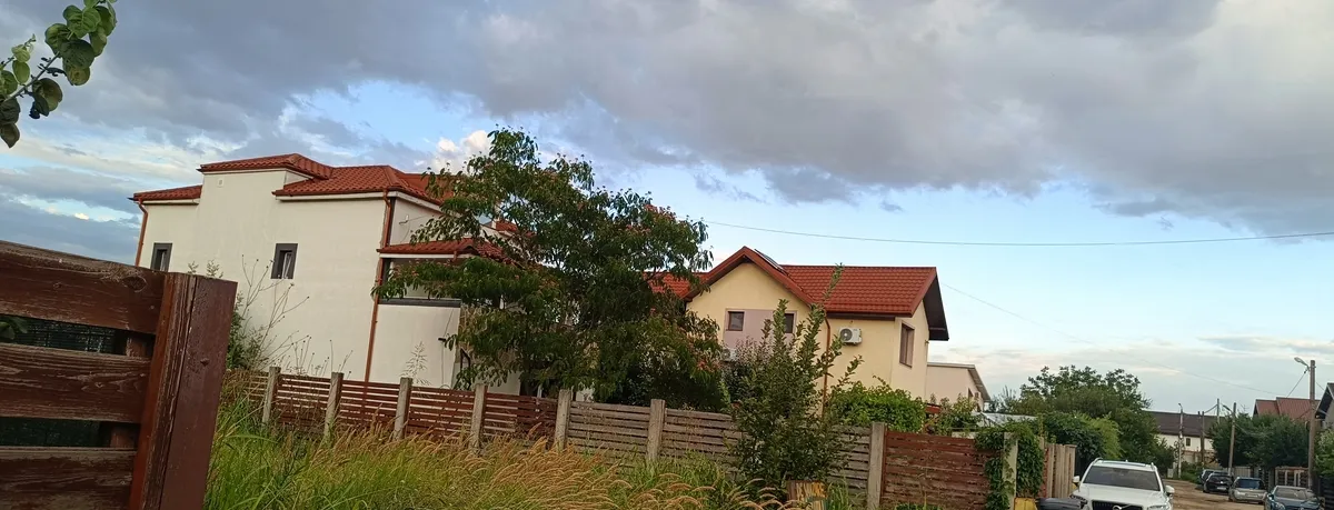 Comuna Berceni Ilfov in spatele Carrefour 485 mp utili C G