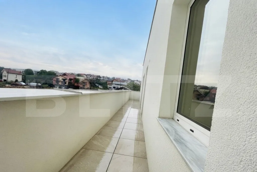 Studio de vanzare 50 mp terasa 14 mp zona Calea Baciului