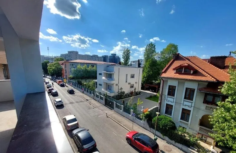 Dorobanti str Scoala Floreasca nr 28