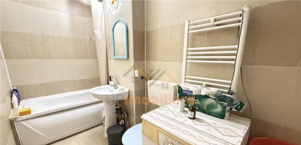 Apartament 1 camera decomandat zona nufarul oradea
