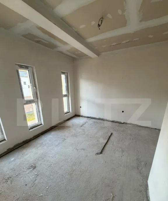 Apartament 4 camere pe 2 niveluri 100 mp cu graa comp