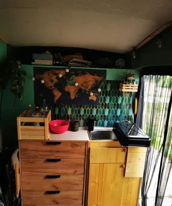 Autorulota ford transit 2017 - Campervan 18 000 eur
