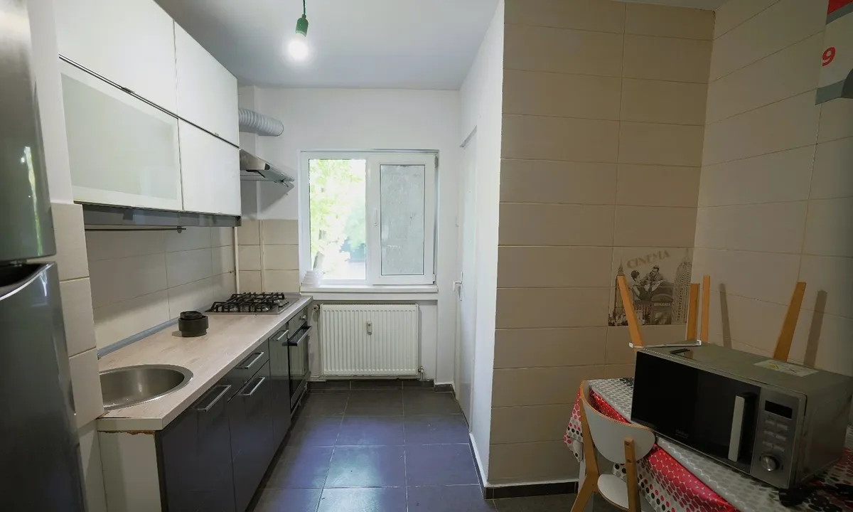 Drumul Taberei apartament 3 camere bloc 1978 etaj 1/10 decomandat