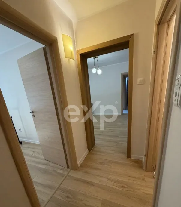 De vanzare partament 2 camere zona Tomis 2 Constanta