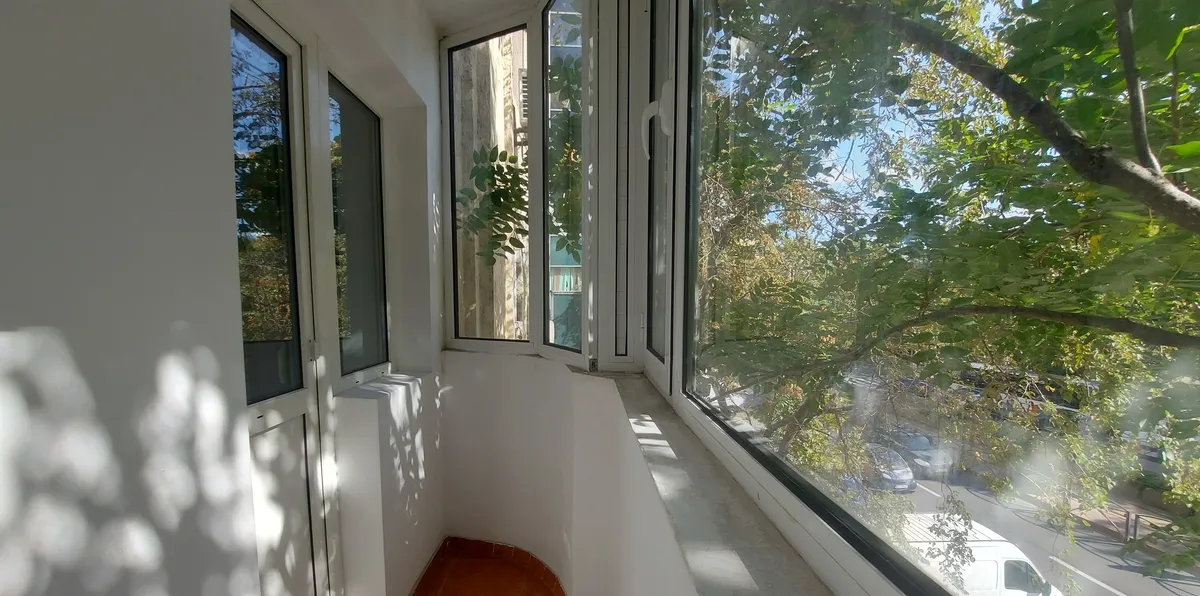 Unirii Goga 2 decomandate lux centrala gaze