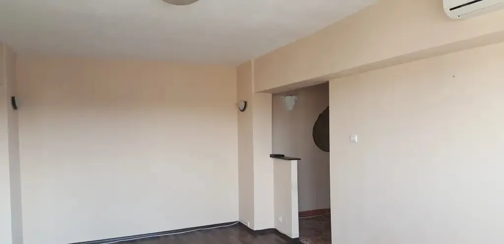 Inchiriez apartament 2 camere Piata Rahova