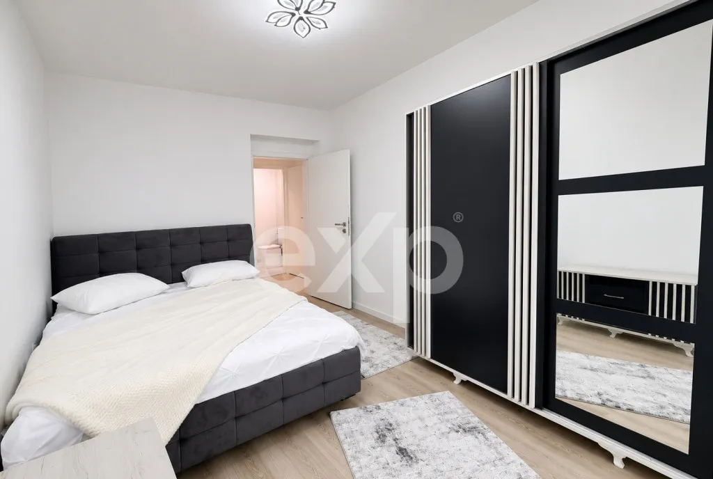 Apartament 3 camere - Tractorul Coresi 65 mp 2 bai Et