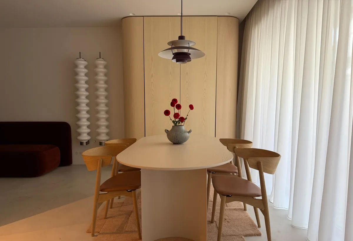 Dragos Voda 17 apartament 3 camere pe doua niveluri direct proprietar