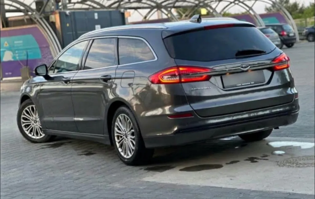 Ford Mondeo 2021 EURO 6 9 900 eur